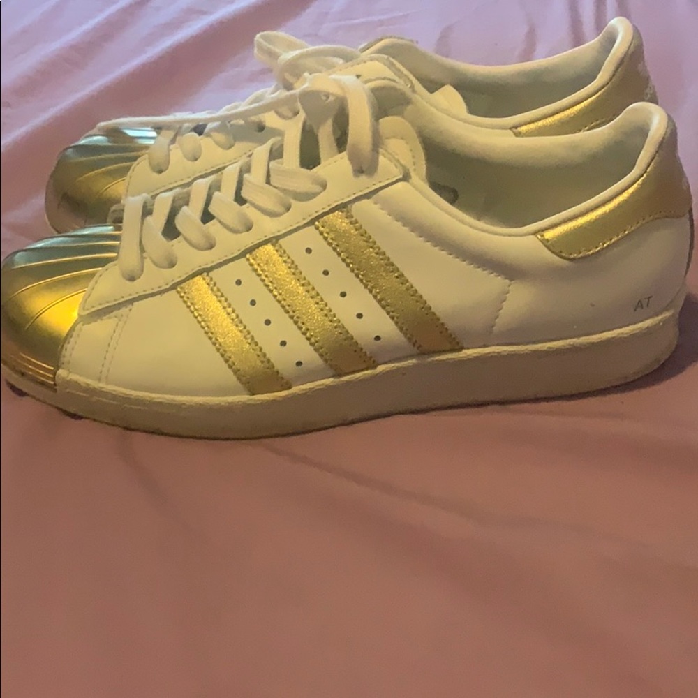 Gold adidas superstar